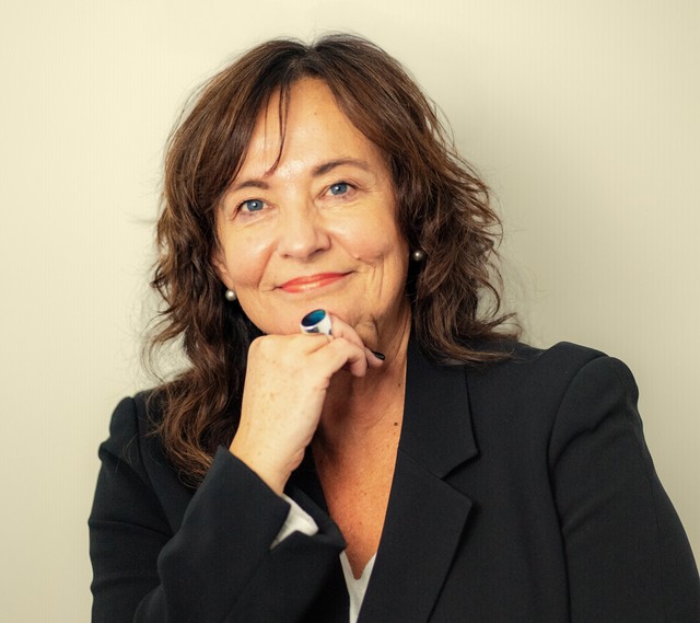 250122 Burson MICHELLE HUTTON 01