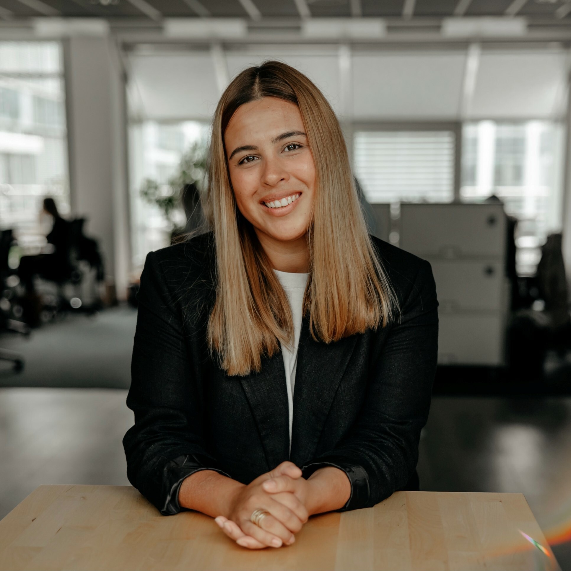 Loredana Julia Schelper Loredana Julia Schelper